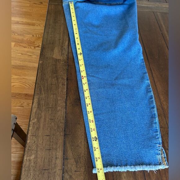 Talbots Slim Ankle Jeans Flores Wash Fringe Hem Size 22W New with tags - Picture 4 of 12